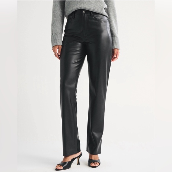 Abercrombie & Fitch Curve Love High Rise 90s Straight Vegan Leather Pant - Picture 2 of 10